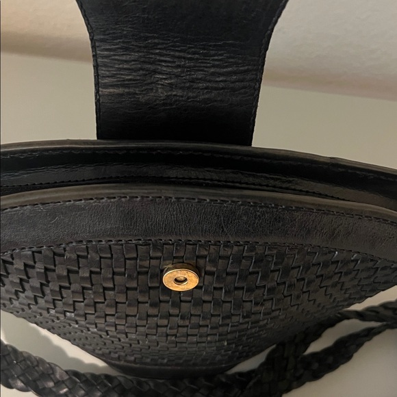 Inge Christopher Handmade Black Woven Leather Shoulder Bag - Picture 5 of 10